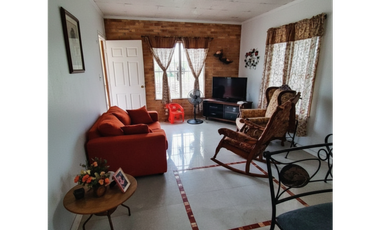 Casa en venta en Natá de los Caballeros – Centro Villa Lola