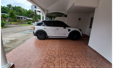 SE VENDE CASA EN URBANIZACIÓN LA LOMA