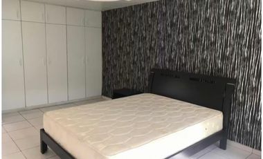 SE VENDE CASA EN URBANIZACIÓN LA LOMA