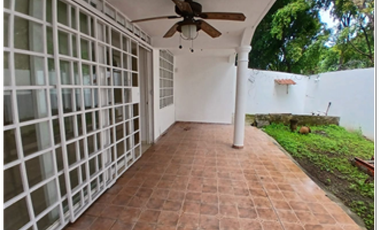 SE VENDE CASA EN URBANIZACIÓN LA LOMA