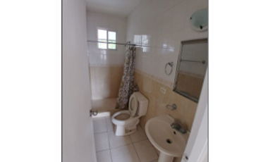 SE VENDE CASA EN URBANIZACIÓN LA LOMA