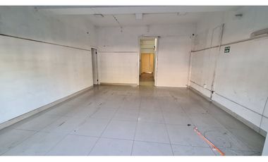 Local Comercial Plena Avenida Recoleta - Inmob. Escocia