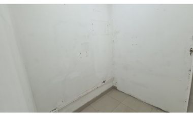 Local Comercial Plena Avenida Recoleta - Inmob. Escocia