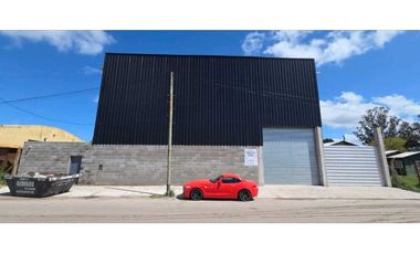 Extraordinario galpón de 1200m2 a metros de Ruta 88. A estrenar