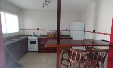 ALQUILER ANUAL CARLOS PAZ CASA CON PISCINA Y 2 DUPLEX