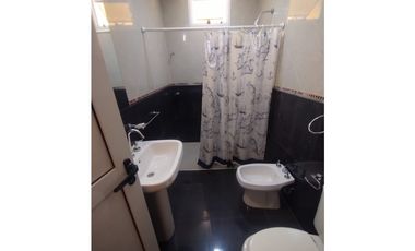 ALQUILER ANUAL CARLOS PAZ CASA CON PISCINA Y 2 DUPLEX