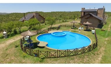 En venta complejo de cabañas mas casa, Icho Cruz