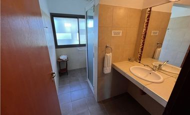 En venta complejo de cabañas mas casa, Icho Cruz
