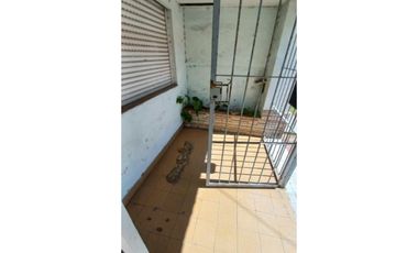 Casa de 80 m² sobre Lote de 120.50 m². Cel. 223542----