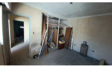 Casa de 80 m² sobre Lote de 120.50 m². Cel. 223542----