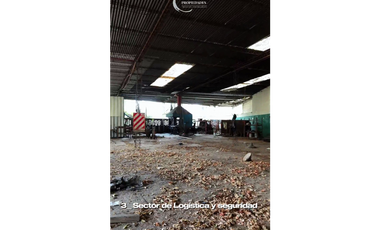 Importante Complejo Industrial y Comercial - 2.478 m²
