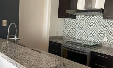 Departamento  en Paraíso Country Club Emiliano Zapata - CRB-835-De