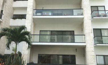Departamento  en Paraíso Country Club Emiliano Zapata - CRB-835-De