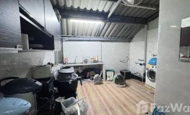 3 Bedroom Townhouse for sale in Sabarang, Pattani