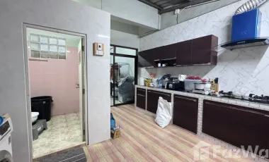 3 Bedroom Townhouse for sale in Sabarang, Pattani