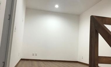 Casa en renta en Vista Bosques, Ocoyoacac con salida a la carretera México-Toluca