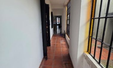 Casa en alquiler en Haedo Centro Sur