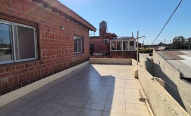 Alquiler PH 3 Ambientes en Loma Hermosa