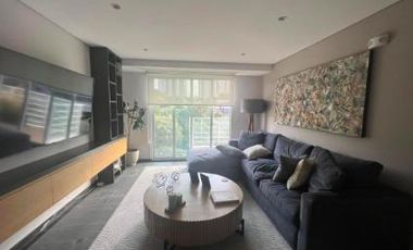 En Venta Departamento con Terraza en Vista Real. Interlomas