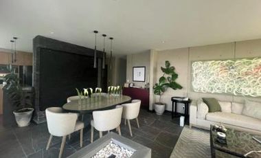En Venta Departamento con Terraza en Vista Real. Interlomas