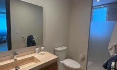 En Venta Departamento con Terraza en Vista Real. Interlomas