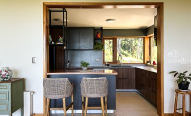 ESPECTACULAR CASA NUEVA EN PARCELA DE  1HA