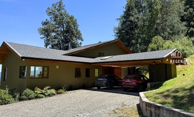 ESPECTACULAR CASA NUEVA EN PARCELA DE  1HA