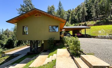 ESPECTACULAR CASA NUEVA EN PARCELA DE  1HA