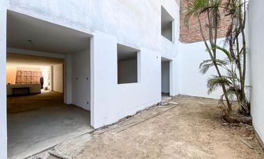 VENTA DE EDIFICIO EN URB. SANTA ISABEL DE CARABAYLLO