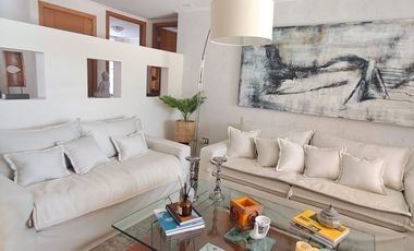 VENTA HERMOSA E ILUMINADA CASA COSTA LAGUNA