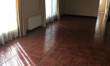 ARRIENDA CASA EN ENTORNO NATURAL PRIVILEGIADO
