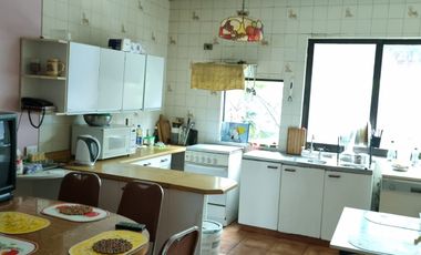 OPORTUNIDAD CENTRO CONCEPCIÓN CASA 3 NIVELES, 6D