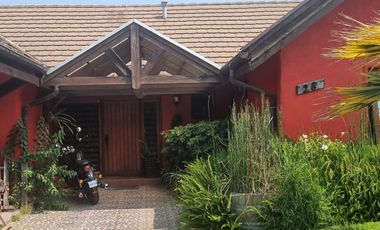 GRAN PROPIEDAD EN SECTOR MUY SEGURO 350 M2