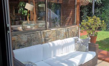 GRAN PROPIEDAD EN SECTOR MUY SEGURO 350 M2