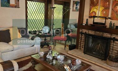 ACOGEDORA  CASA DE 1 PISO EN MIRAFLORES EXCELENTE UBICACIÓN