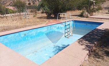 Casa en 10.000m. 2D y 2B Cuyuncaví. Curacaví