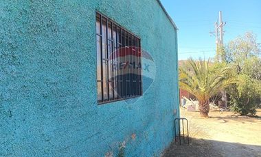 Casa en 10.000m. 2D y 2B Cuyuncaví. Curacaví