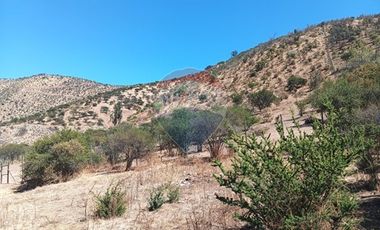 Casa en 10.000m. 2D y 2B Cuyuncaví. Curacaví
