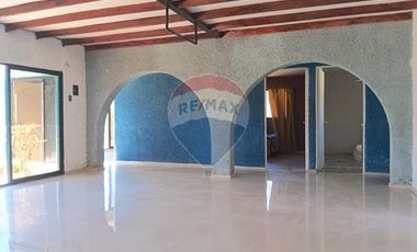 Casa en 10.000m. 2D y 2B Cuyuncaví. Curacaví