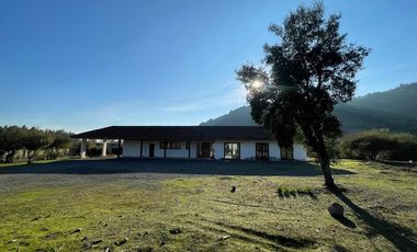 Venta Casa Estilo Colonial en Curicó