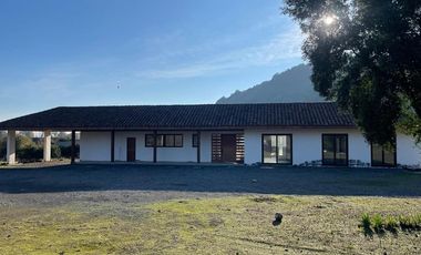 Venta Casa Estilo Colonial en Curicó