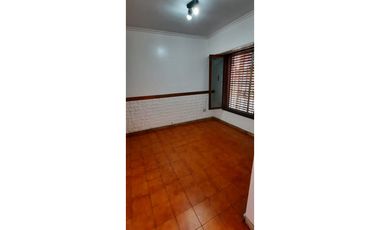 Casa 3 ambientes con terraza