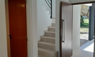 Venta Casa 2 Dormitorios en Santa Teresita, Partido de La Costa.