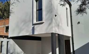 Venta Casa 2 Dormitorios en Santa Teresita, Partido de La Costa.