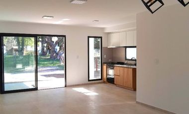 Venta Casa 2 Dormitorios en Santa Teresita, Partido de La Costa.