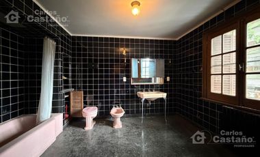 Exclusiva Propiedad 4 Amb. en la Mejor Zona de Olivos
