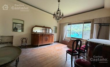 Exclusiva Propiedad 4 Amb. en la Mejor Zona de Olivos