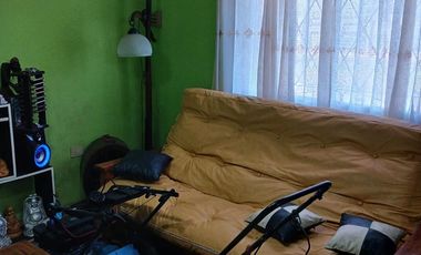 Venta de Casa 2 Ambientes en Villa Luzuriaga