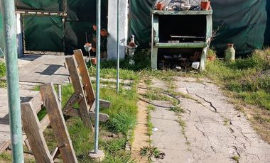 Venta de Casa 2 Ambientes en Villa Luzuriaga