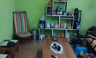 Venta de Casa 2 Ambientes en Villa Luzuriaga